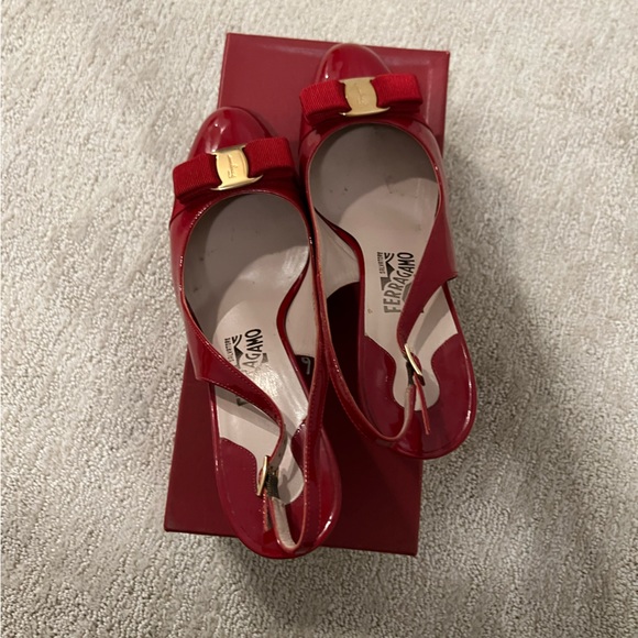 SOLD! Salvatore Ferragamo Red Flavia Slingback Heels - Size 10 - Picture 5 of 15